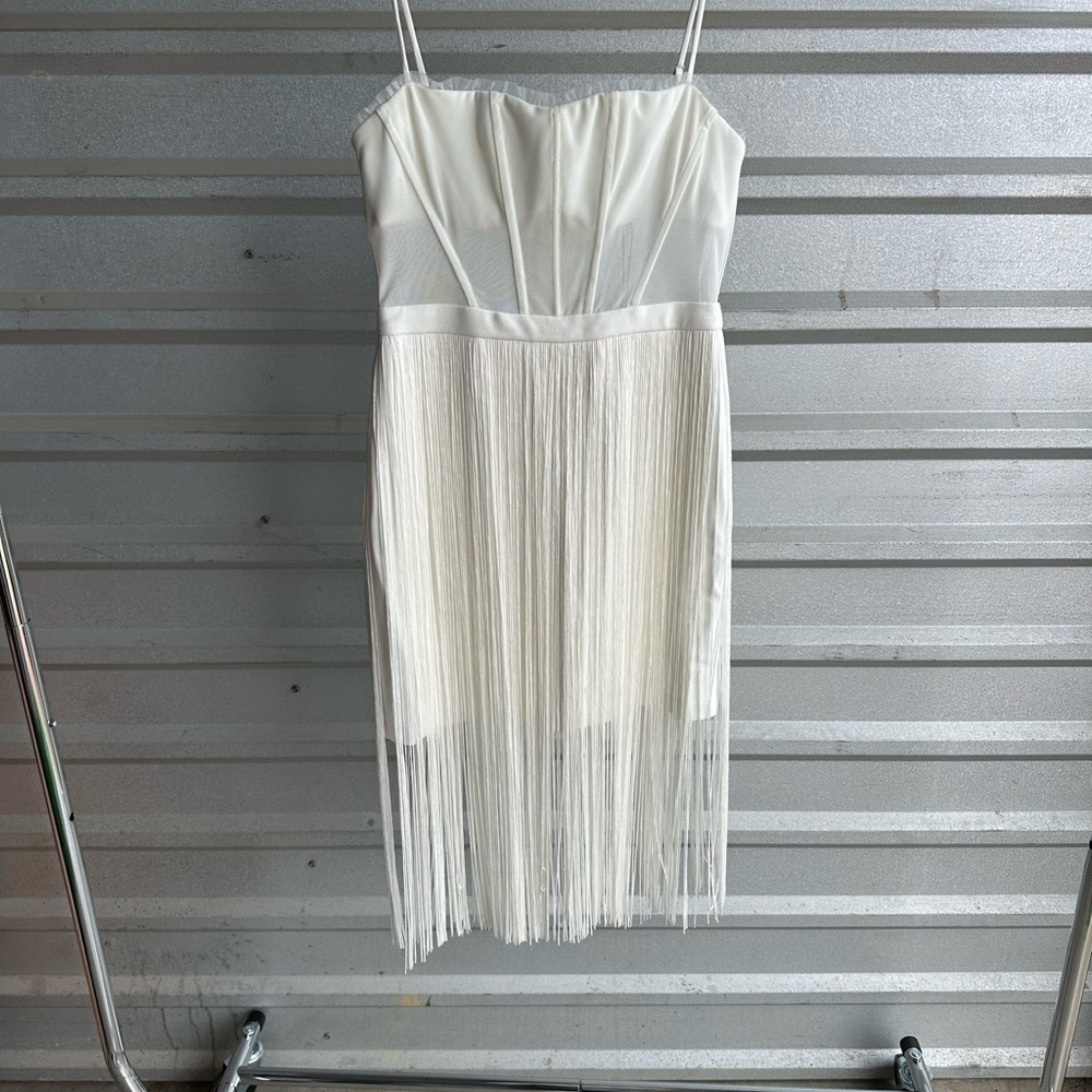 BCBGMaxAzria White Sheath Prom Dress